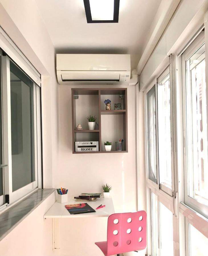 Apartamento Con Parking Gratis En El Centro, 2 Dormitorios Almería Esterno foto