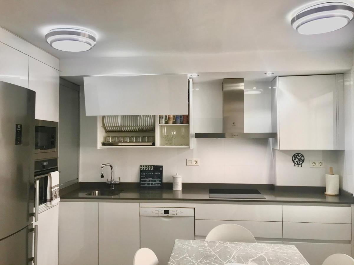Apartamento Con Parking Gratis En El Centro, 2 Dormitorios Almería Esterno foto