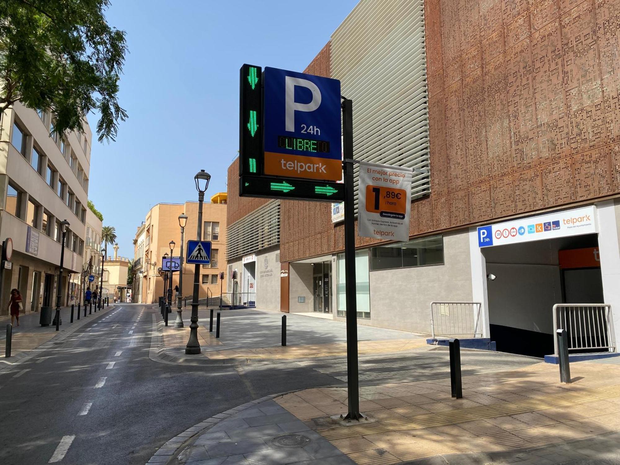 Apartamento Con Parking Gratis En El Centro, 2 Dormitorios Almería Esterno foto